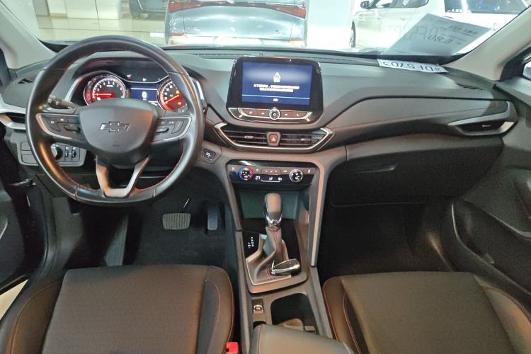 Used Chevrolet Orlando 2019 Redline 530T Automatic Enjoyment Version (5+2 Seating) China VI Center Console