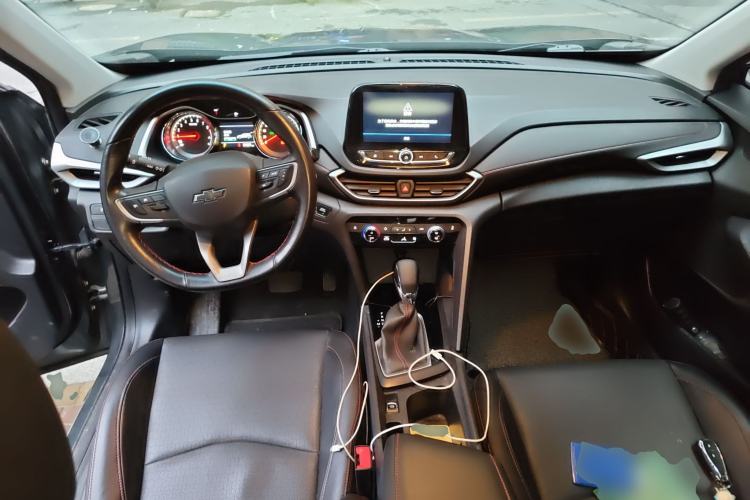 Used Chevrolet Orlando 2019 Redline 530T Automatic Luxury Edition (5-seat model) – China VI Standard Center Console