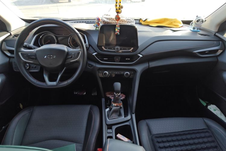 Used Chevrolet Orlando 2019 Redline 530T Automatic Enjoyment Version (5+2 Seating) China VI Center Console