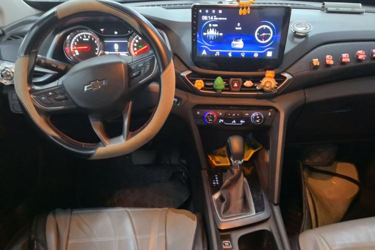 Used Chevrolet Orlando 2019 Redline 530T Automatic Luxury Edition (5-seat model) – China VI Standard Center Console