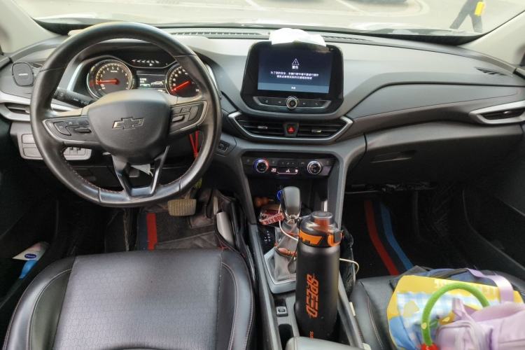 Used Chevrolet Orlando 2019 Redline 530T Automatic Enjoyment Version (5+2 Seating) China VI Center Console