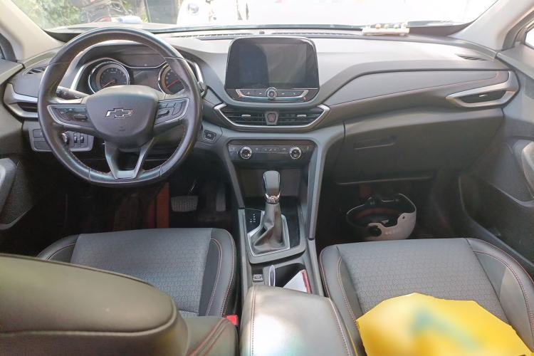 Used Chevrolet Orlando 2019 Redline 530T Automatic Luxury Edition (5-seat model) – China VI Standard Center Console