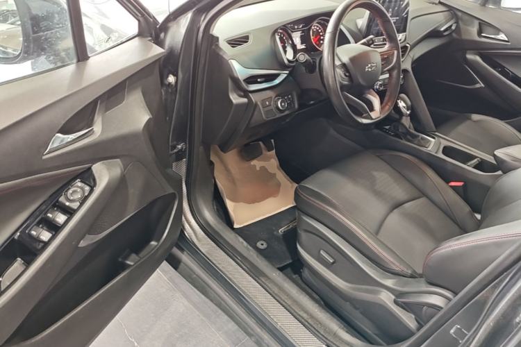 Used Chevrolet Orlando 2019 Redline 530T Automatic Enjoyment Version (5+2 Seating) China VI Driver Seat