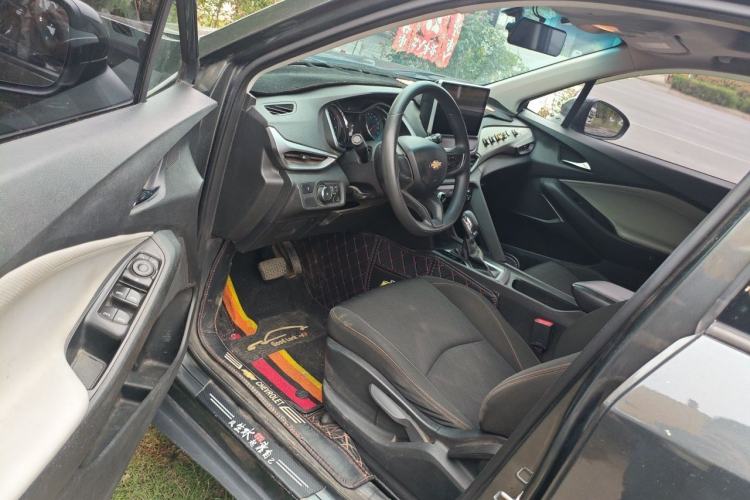 Used Chevrolet Orlando 2019 530T Automatic Luxury Edition (5+2 Seater) – China VI Standard Driver Seat