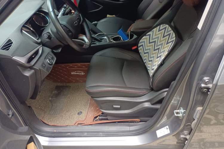 Used Chevrolet Orlando 2019 Redline 530T Automatic Enjoyment Version (5+2 Seating) China VI Driver Seat
