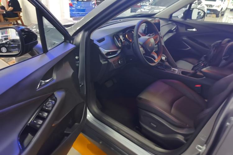 Used Chevrolet Orlando 2019 Redline 530T Automatic Luxury Edition (5-seat model) – China VI Standard Driver Seat