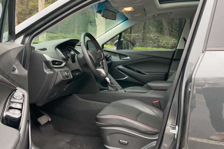Used Chevrolet Orlando 2019 Redline 530T Automatic Enjoyment Version (5+2 Seating) China VI Driver Seat