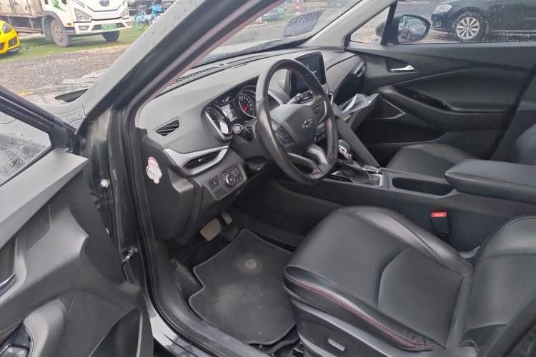 Used Chevrolet Orlando 2019 Redline 530T Automatic Enjoyment Version (5+2 Seating) China VI Driver Seat
