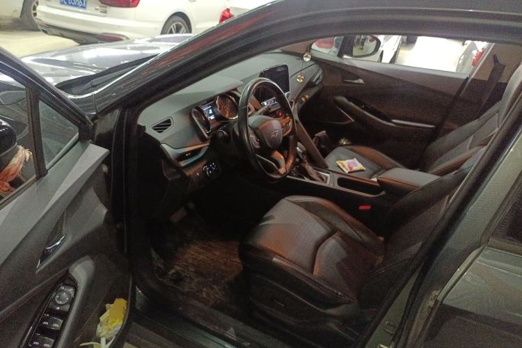 Used Chevrolet Orlando 2019 Redline 530T Automatic Enjoyment Version (5+2 Seating) China VI Driver Seat