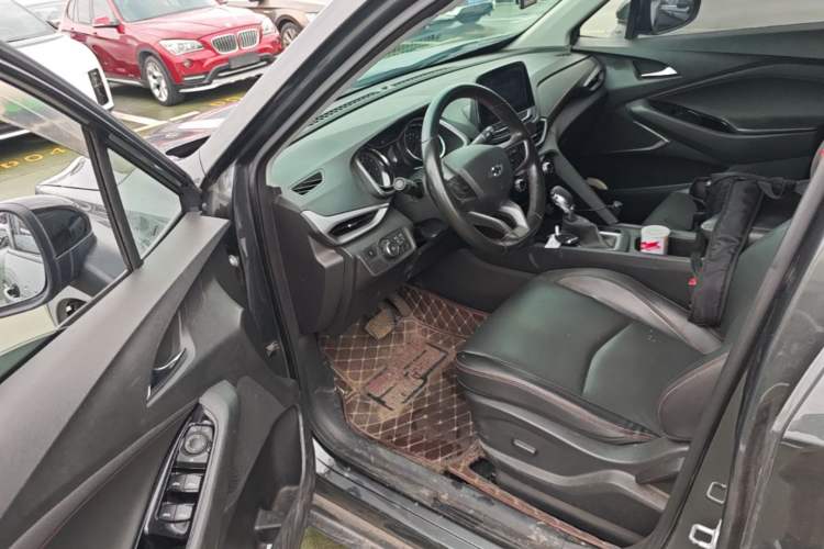 Used Chevrolet Orlando 2019 Redline 530T Automatic Luxury Edition (5-seat model) – China VI Standard Driver Seat
