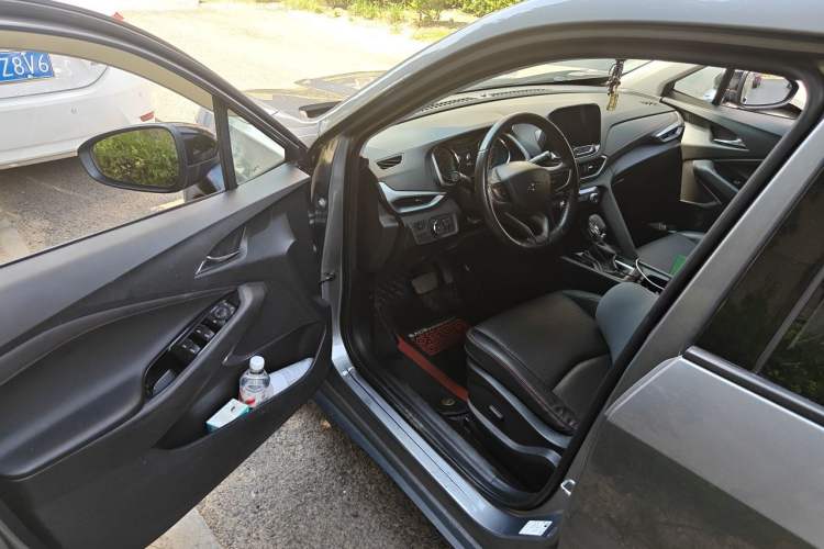 Used Chevrolet Orlando 2019 Redline 530T Automatic Enjoyment Version (5+2 Seating) China VI Driver Seat
