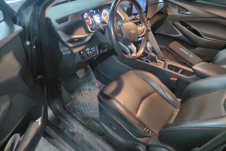Used Chevrolet Orlando 2019 Redline 530T Automatic Enjoyment Version (5+2 Seating) China VI Driver Seat