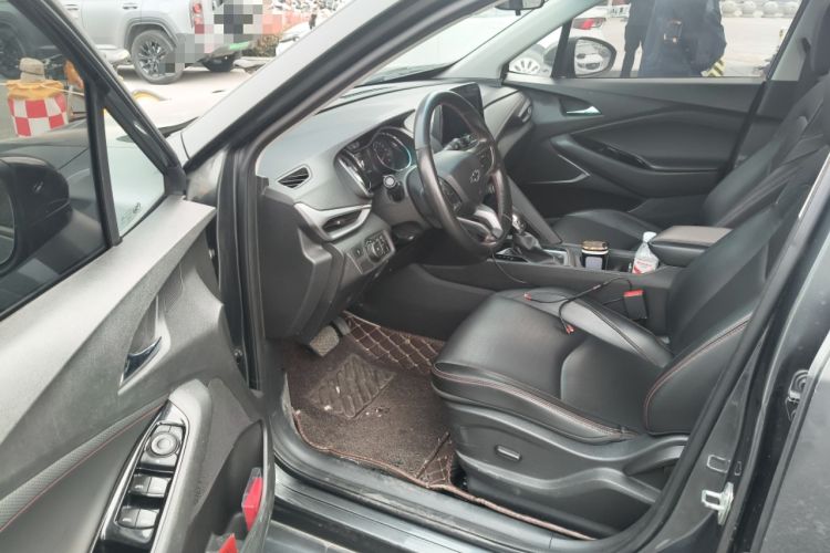 Used Chevrolet Orlando 2019 Redline 530T Automatic Enjoyment Version (5+2 Seating) China VI Driver Seat