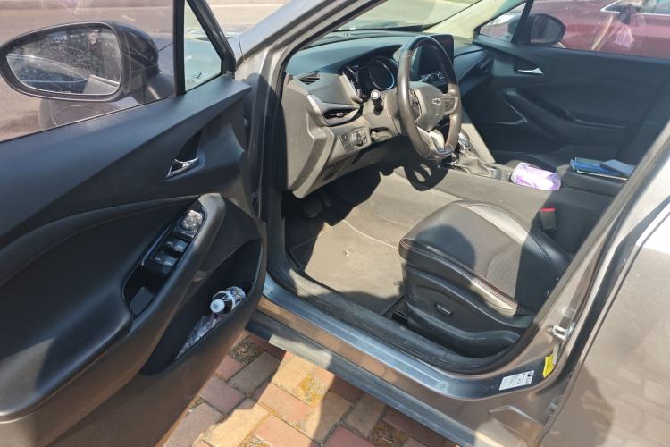 Used Chevrolet Orlando 2019 Redline 530T Automatic Enjoyment Version (5+2 Seating) China VI Driver Seat