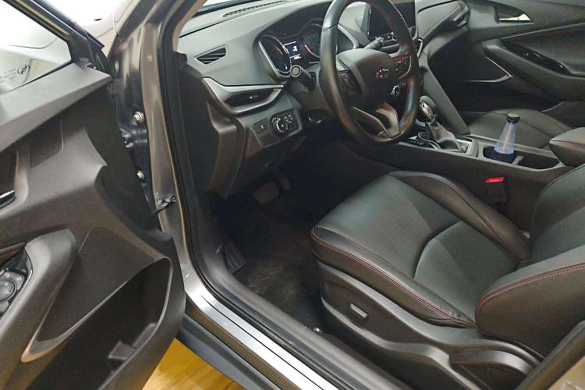 Used Chevrolet Orlando 2019 Redline 530T Automatic Enjoyment Version (5+2 Seating) China VI Driver Seat