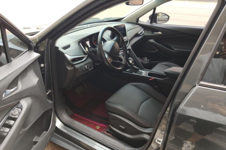 Used Chevrolet Orlando 2019 Redline 530T Automatic Enjoyment Version (5+2 Seating) China VI Driver Seat