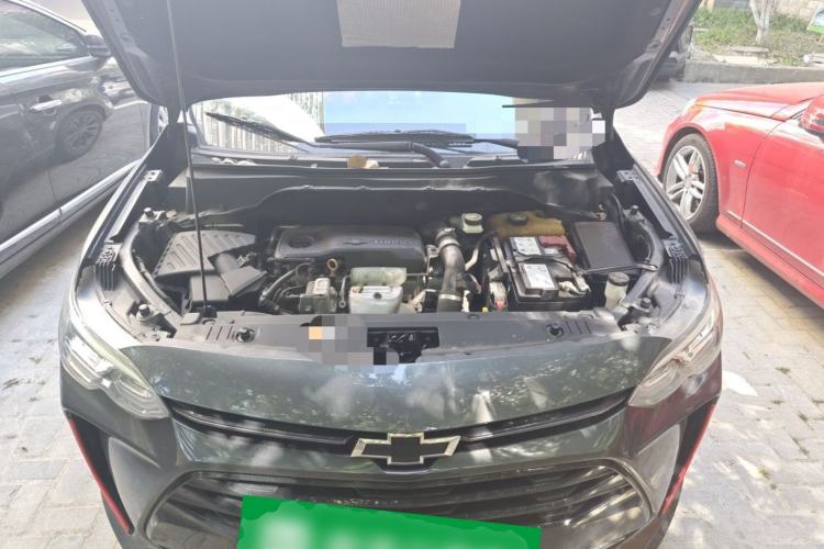 Used Chevrolet Orlando 2019 Redline 530T Automatic Enjoyment Version (5+2 Seating) China VI Engine Bay