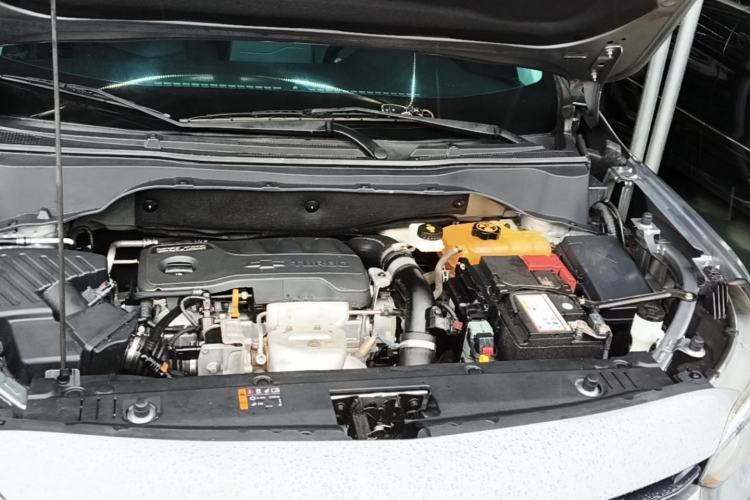 Used Chevrolet Orlando 2019 Redline 530T Automatic Enjoyment Version (5+2 Seating) China VI Engine Bay