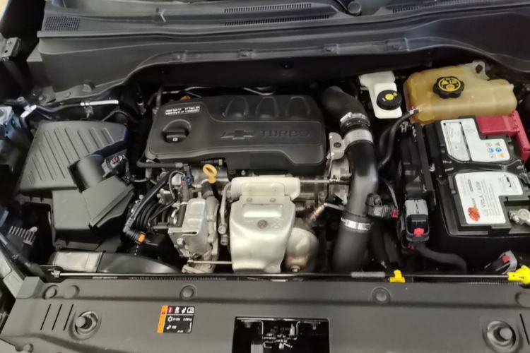 Used Chevrolet Orlando 2019 Redline 530T Automatic Luxury Edition (5-seat model) – China VI Standard Engine Bay
