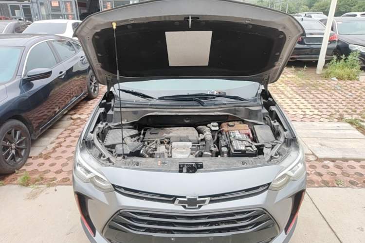 Used Chevrolet Orlando 2019 Redline 530T Automatic Enjoyment Version (5+2 Seating) China VI Engine Bay