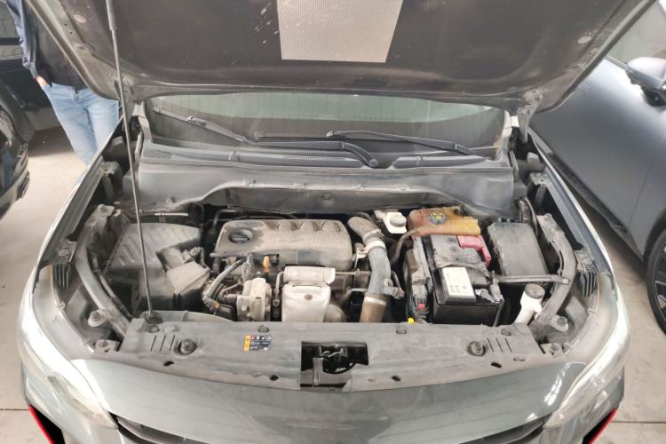 Used Chevrolet Orlando 2019 Redline 530T Automatic Enjoyment Version (5+2 Seating) China VI Engine Bay