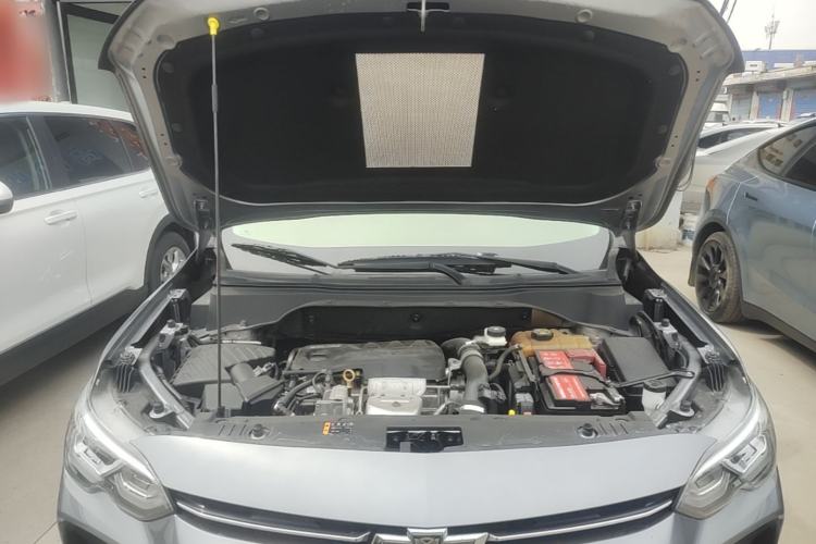 Used Chevrolet Orlando 2019 530T Automatic Luxury Edition (5+2 Seater) – China VI Standard Engine Bay