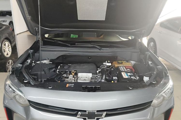 Used Chevrolet Orlando 2019 Redline 530T Automatic Enjoyment Version (5+2 Seating) China VI Engine Bay