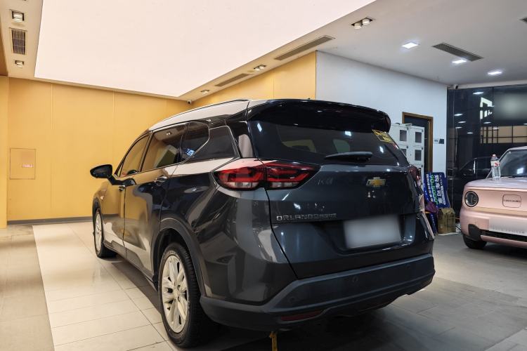 Used Chevrolet Orlando 2019 530T Automatic Luxury Edition (5+2 Seater) – China VI Standard Exterior 3