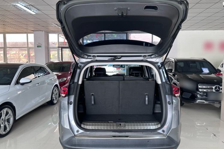 Used Chevrolet Orlando 2019 Redline 530T Automatic Enjoyment Version (5+2 Seating) China VI Exterior 8