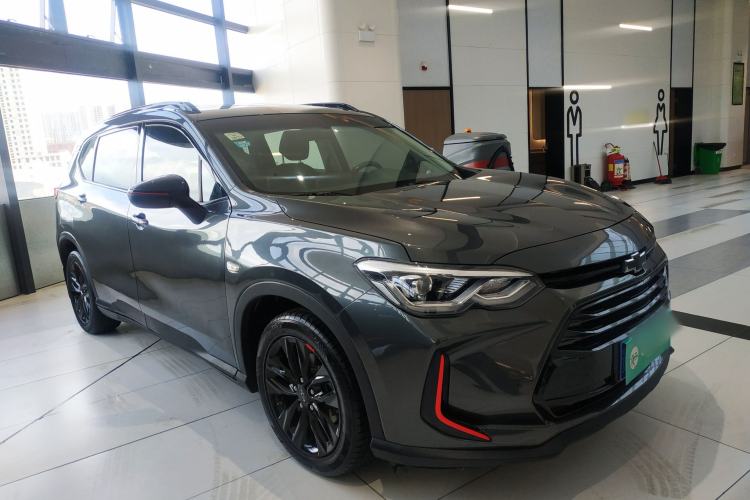 Used Chevrolet Orlando 2019 Redline 530T Automatic Enjoyment Version (5+2 Seating) China VI Front Right 45 Deg