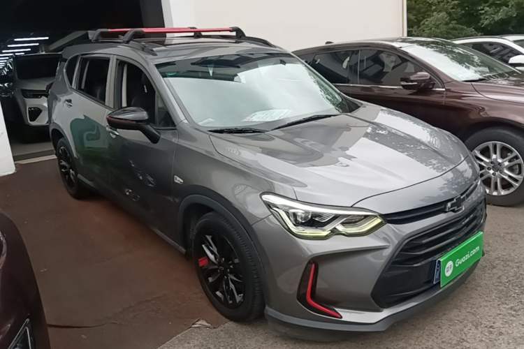 Used Chevrolet Orlando 2019 Redline 530T Automatic Enjoyment Version (5+2 Seating) China VI Front Right 45 Deg
