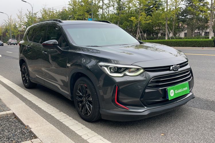 Used Chevrolet Orlando 2019 Redline 530T Automatic Enjoyment Version (5+2 Seating) China VI Front Right 45 Deg