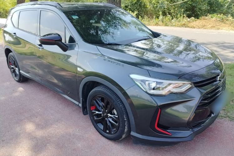 Used Chevrolet Orlando 2019 Redline 530T Automatic Enjoyment Version (5+2 Seating) China VI Front Right 45 Deg