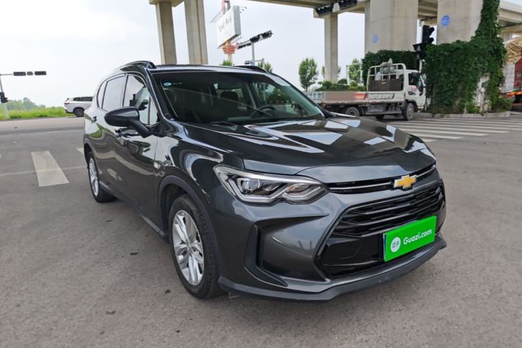 Used Chevrolet Orlando 2019 530T Automatic Luxury Edition (5+2 Seater) – China VI Standard Front Right 45 Deg
