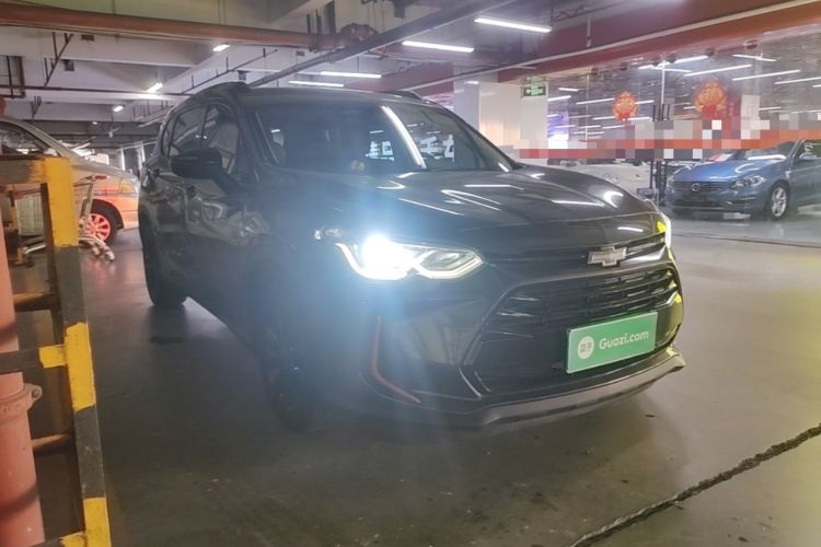Used Chevrolet Orlando 2019 Redline 530T Automatic Enjoyment Version (5+2 Seating) China VI Front Right 45 Deg