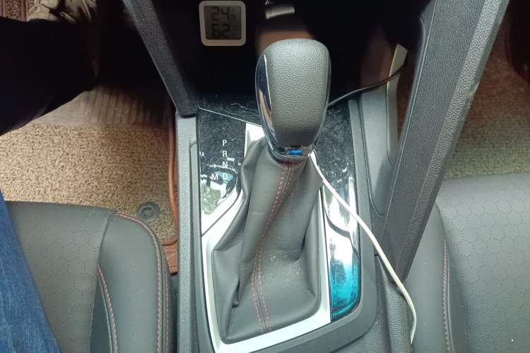 Used Chevrolet Orlando 2019 Redline 530T Automatic Enjoyment Version (5+2 Seating) China VI Gear Lever