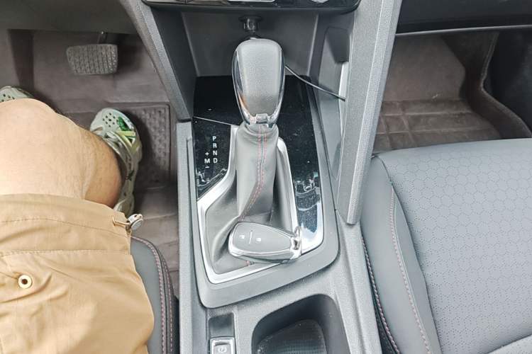 Used Chevrolet Orlando 2019 Redline 530T Automatic Enjoyment Version (5+2 Seating) China VI Gear Lever