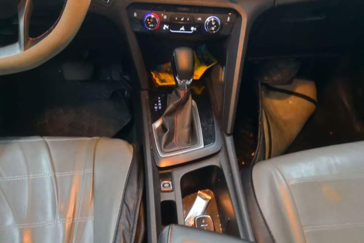 Used Chevrolet Orlando 2019 Redline 530T Automatic Luxury Edition (5-seat model) – China VI Standard Gear Lever