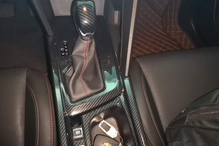 Used Chevrolet Orlando 2019 Redline 530T Automatic Enjoyment Version (5+2 Seating) China VI Gear Lever