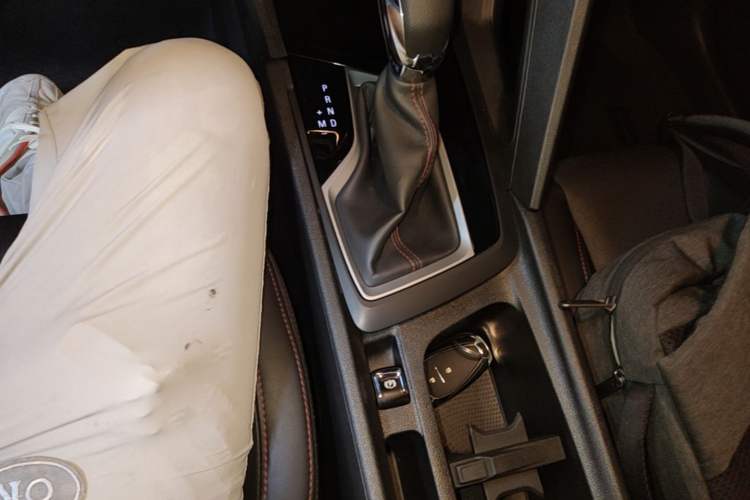 Used Chevrolet Orlando 2019 Redline 530T Automatic Enjoyment Version (5+2 Seating) China VI Gear Lever