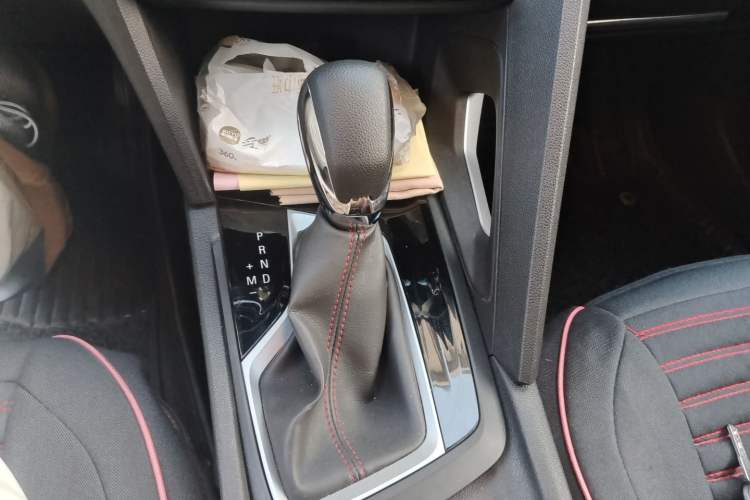 Used Chevrolet Orlando 2019 Redline 530T Automatic Enjoyment Version (5+2 Seating) China VI Gear Lever