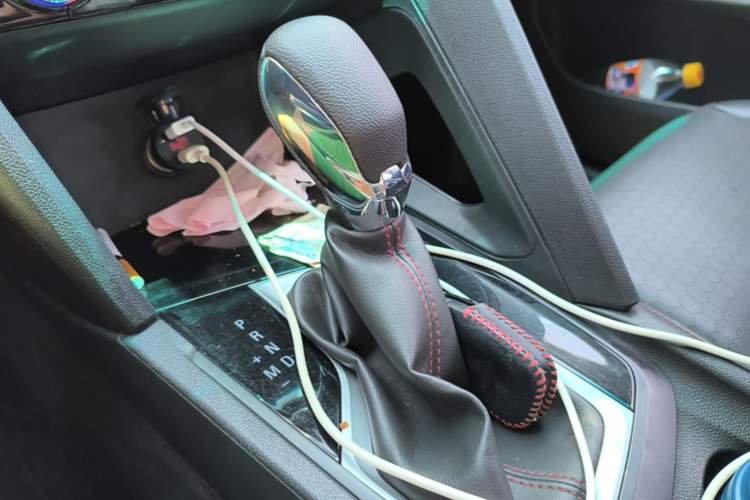 Used Chevrolet Orlando 2019 Redline 530T Automatic Enjoyment Version (5+2 Seating) China VI Gear Lever