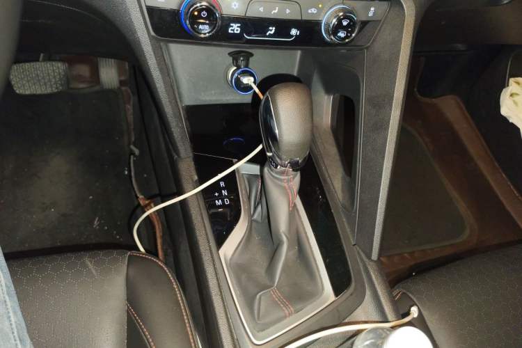 Used Chevrolet Orlando 2019 Redline 530T Automatic Enjoyment Version (5+2 Seating) China VI Gear Lever