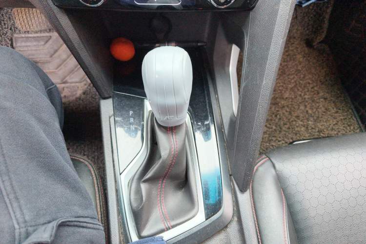 Used Chevrolet Orlando 2019 Redline 530T Automatic Luxury Edition (5-seat model) – China VI Standard Gear Lever