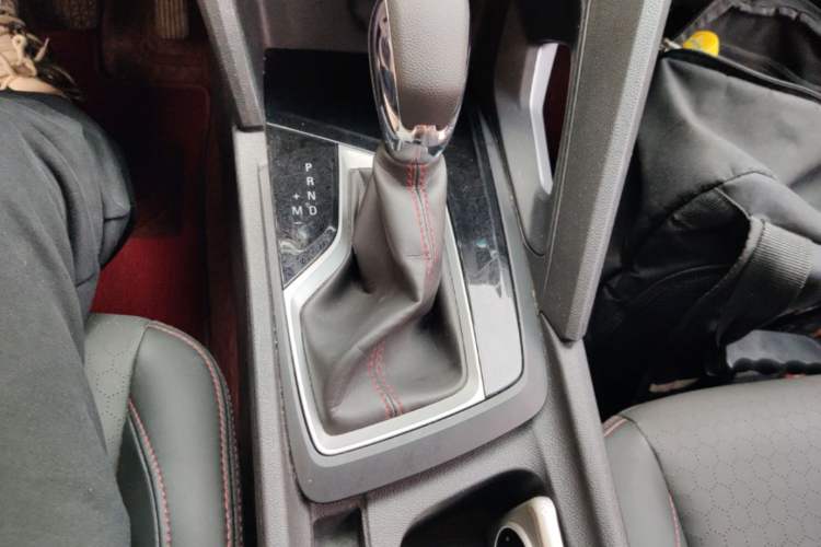 Used Chevrolet Orlando 2019 Redline 530T Automatic Enjoyment Version (5+2 Seating) China VI Gear Lever