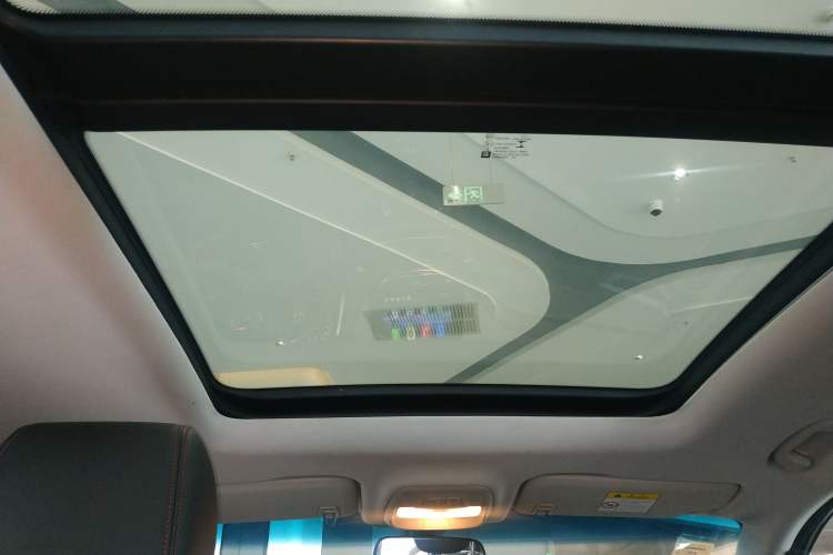 Used Chevrolet Orlando 2019 Redline 530T Automatic Enjoyment Version (5+2 Seating) China VI Headliner