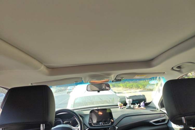 Used Chevrolet Orlando 2019 Redline 530T Automatic Enjoyment Version (5+2 Seating) China VI Headliner