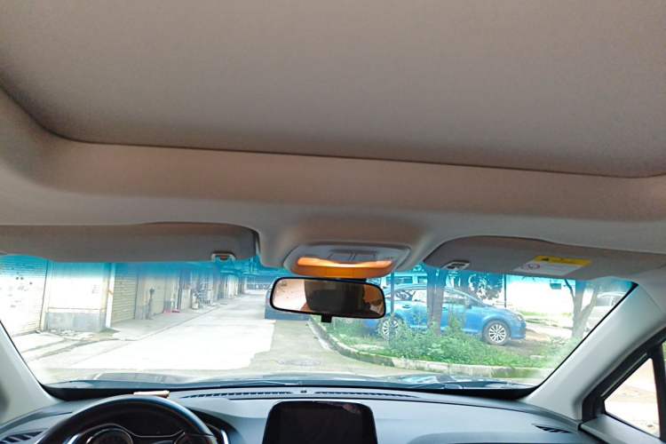 Used Chevrolet Orlando 2019 Redline 530T Automatic Enjoyment Version (5+2 Seating) China VI Headliner