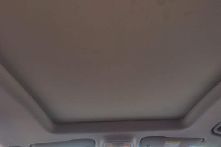 Used Chevrolet Orlando 2019 Redline 530T Automatic Enjoyment Version (5+2 Seating) China VI Headliner