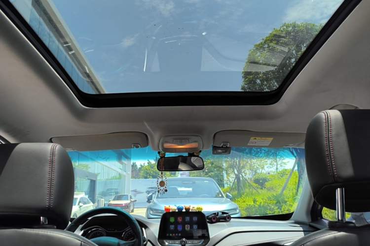 Used Chevrolet Orlando 2019 Redline 530T Automatic Enjoyment Version (5+2 Seating) China VI Headliner